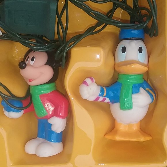 Montgomery Ward Mickey & Friends Tree Trimmer Set - Picture 6 of 13